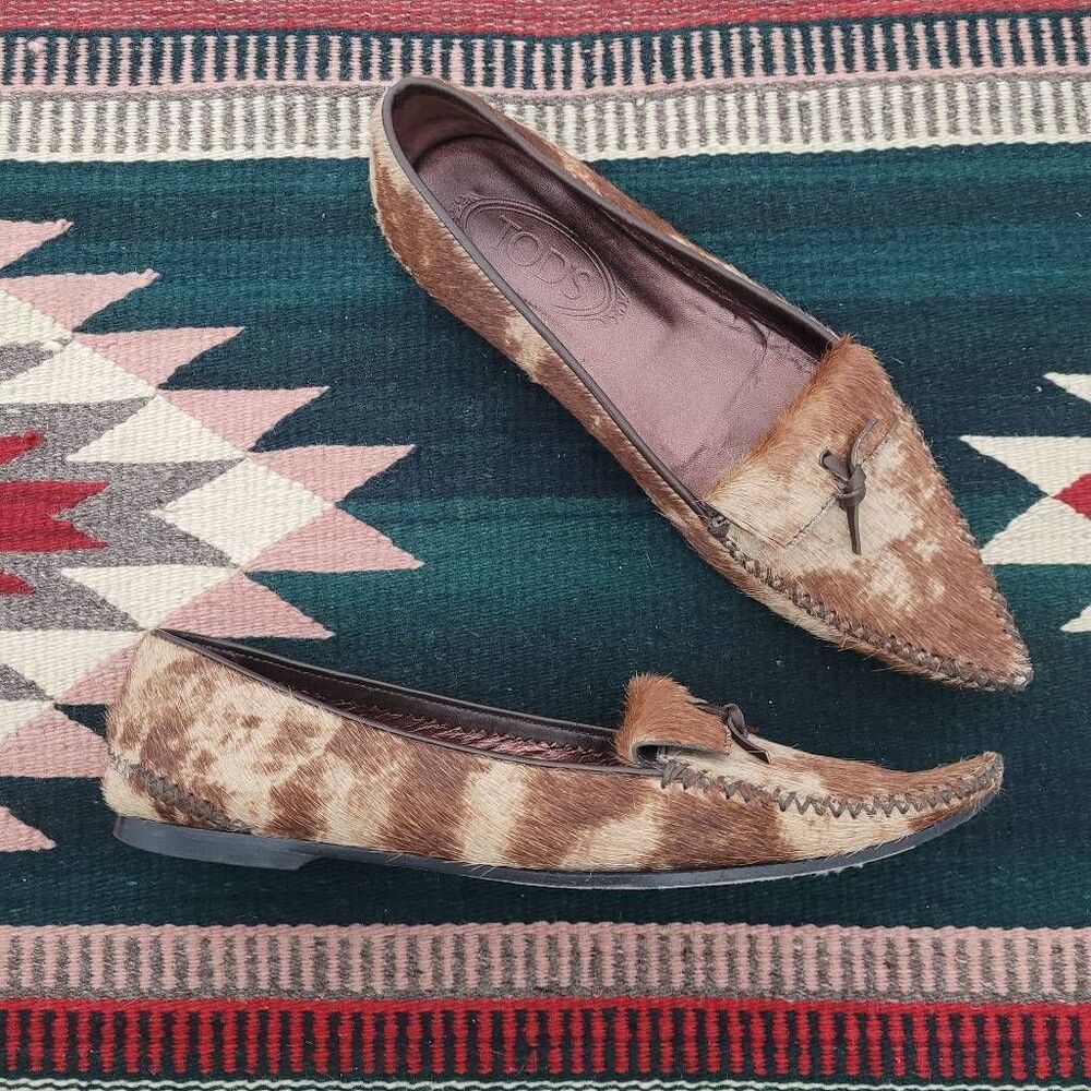 Tod's Calf Hair Animal Print Pointy Toe Leather Flats Loafers Sz 6.5 Old Money